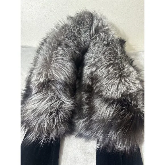 Women’s ST.John Evening Scarf Dyed Fox 95% Silk Velvet Lining Gray One Size - Picture 9 of 11